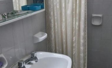 CASA AMERICANA DE 3 AMBIENTES CON LOCAL AL FRENTE EN VENTA - MORON