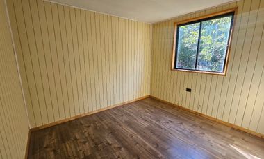 CASA NUEVA UN PISO EN SECTOR LAS PARRAS ARRIENDO