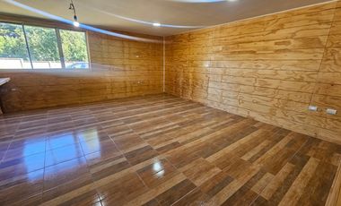 CASA NUEVA UN PISO EN SECTOR LAS PARRAS ARRIENDO