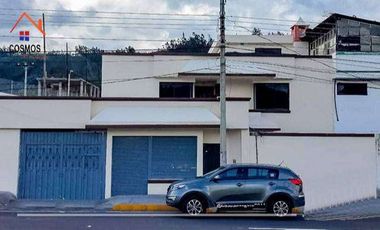 Casa de venta en Otavalo sector Santiaguillo