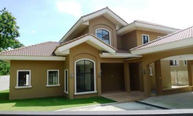 House for rent in Cebu City, Northtown Homes 4-br with s. pool