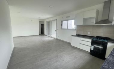 Venta de casa en el Barrio La Alameda -Canning