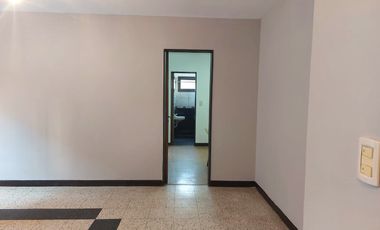 Excelente Departamento APTO PROFESIONAL