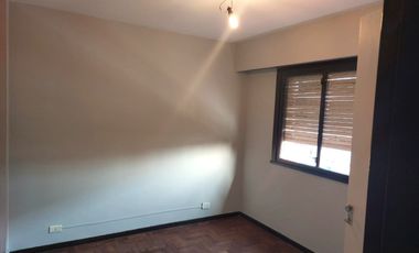 Excelente Departamento APTO PROFESIONAL