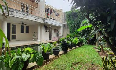 RUMAH at Jl KENCANA INDAH, PONDOK INDAH (SANGAT MENARIK)