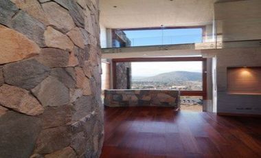 Casa en arriendo de 5 dorm. en Lo Barnechea