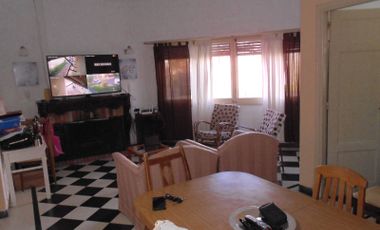 PH en venta de 2 dormitorios en Punta Mogotes. Permuta por casa
