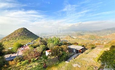 Casa en venta de 5 dorm. en Colina