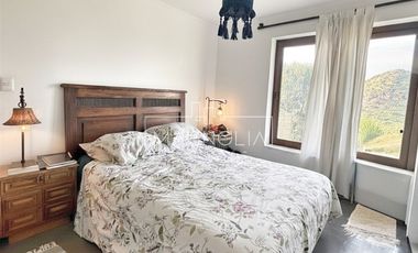 Casa en venta de 5 dorm. en Colina