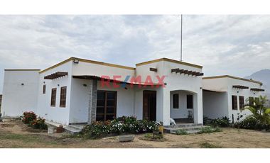 🌿 ¡Exclusivo Fundo Santa Apolonia en Venta – Moche, Trujillo! 🏡

Vive la experiencia de un refugio natural con modernas comodidades en una de las me