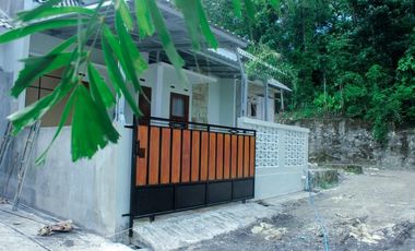 RUMAH MODERN EXCLUSIF SIAP BANGUN LOKASI STRATEGIS DEKAT KAMPUS UMY