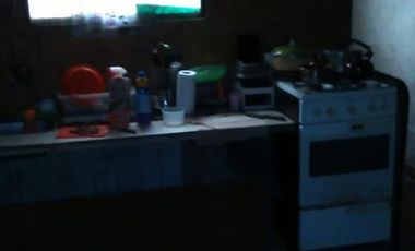 CASA MULTIFAMILIAR APTO 2 FAMILIAS EN LOTE DE 400 M2,  E/AUTO, QUINCHO Y FONDO LIBRE