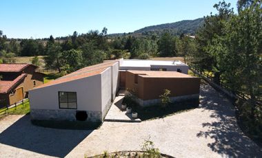 Cabaña de Lujo en Venta Amueblada, Tapalpa Country Club, Jalisco. Campo de Golf