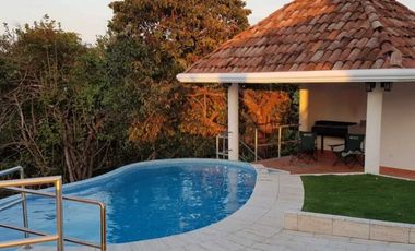 VENDO CASA EN SAN CARLOS