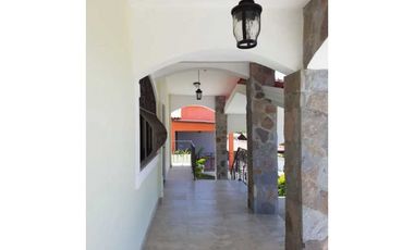 VENDO CASA EN SAN CARLOS