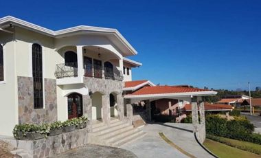 VENDO CASA EN SAN CARLOS