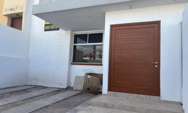 Bonita casa en Renta en Rinconada de los Andes
