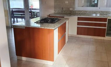 Casa en Barrancas de Guido Quilmes centro