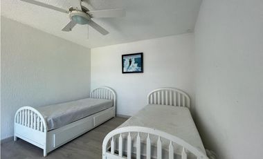 PENTHOUSE EN VENTA CON VISTA AL LAGO