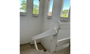 PENTHOUSE EN VENTA CON VISTA AL LAGO