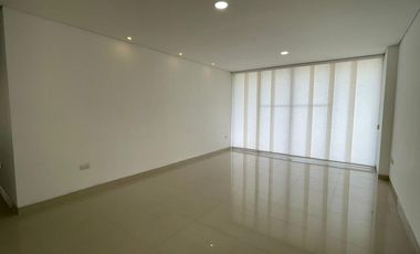 apartamento en venta en via club tenis. Cod V1146