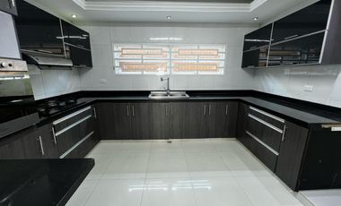 casa en arriendo en el recreo. Cod A106369