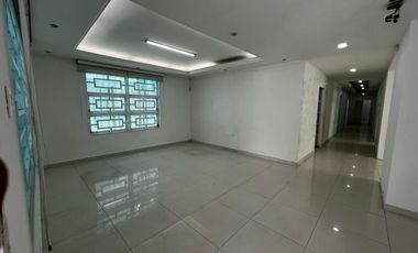 casa en arriendo en el recreo. Cod A106369