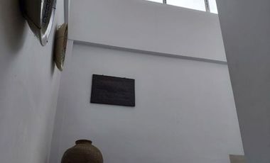 di jual cepat rumah 2 lantai di tengah kota pekanbaru