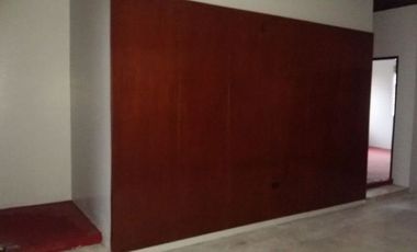 Semi-Furnished House for rent with 4 bedroom in Angeles City