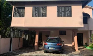 SE ALQUILA DUPLEX EN ALTOS DEL GOLF SAN FRANCISCO 352 M2