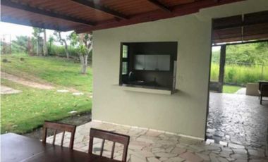 VENDO CASA  CHAME NUEVA GORGONA AMOBLADA 5R