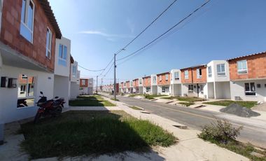 casa en venta en candelaria. Cod V6696577