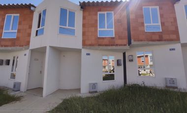 casa en venta en candelaria. Cod V6696577