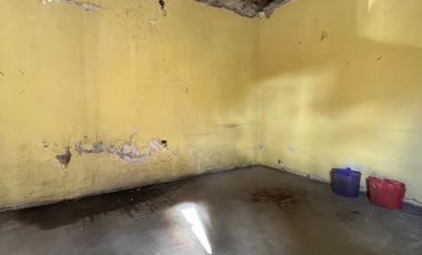 EXCELENTE UBICACION   Chalet de 3 AMBIENTES ubicado a 100 metros de la estación .