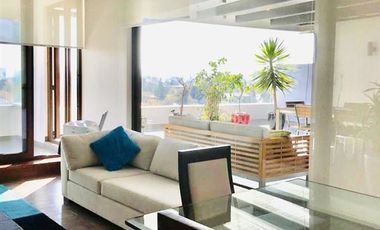 Departamento en Venta en Metro Los Dominicos - 3 estacionamientos