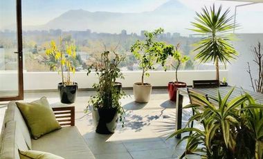 Departamento en Venta en Metro Los Dominicos - 3 estacionamientos