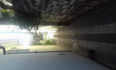 Chalet 2 dorm/quincho/parque - Lamadrid 900 -Lomas Este