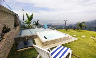 Venta de Casa Campestre en Floridablanca - C.R. Guadalquivir. Cod V5983