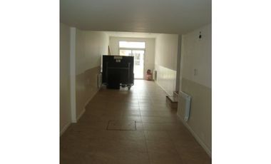 Amplia y moderna Casa 4 dormitorios y piscina zona Parque Primavesi
