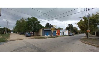 Venta casa MULTIFAMILIAR 2 casas + 3 locales +2 deptos