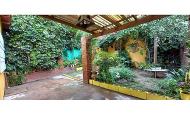 Venta casa MULTIFAMILIAR 2 casas + 3 locales +2 deptos