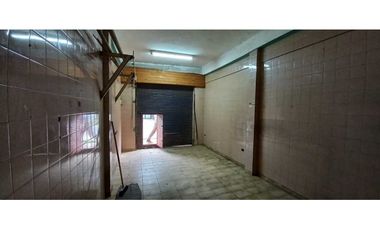 Venta casa MULTIFAMILIAR 2 casas + 3 locales +2 deptos