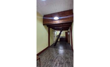 Venta casa MULTIFAMILIAR 2 casas + 3 locales +2 deptos