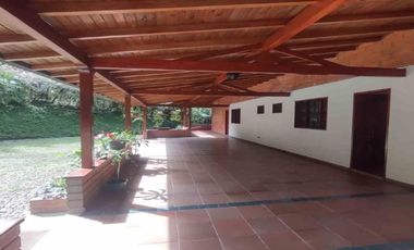 FINCA PARA ARRIENDO EN RIONEGRO SECTOR LOS COLEGIOS