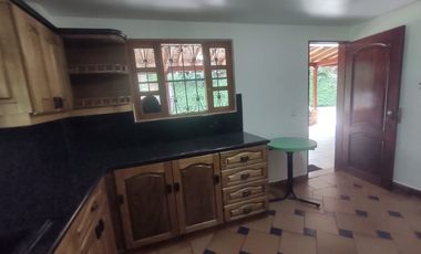 FINCA PARA ARRIENDO EN RIONEGRO SECTOR LOS COLEGIOS