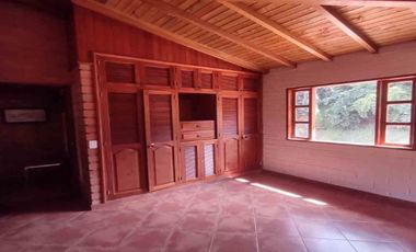FINCA PARA ARRIENDO EN RIONEGRO SECTOR LOS COLEGIOS