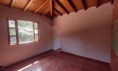 FINCA PARA ARRIENDO EN RIONEGRO SECTOR LOS COLEGIOS