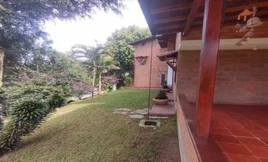 FINCA PARA ARRIENDO EN RIONEGRO SECTOR LOS COLEGIOS