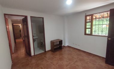 FINCA PARA ARRIENDO EN RIONEGRO SECTOR LOS COLEGIOS