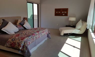 Casas de lujo en coto a unos pasos del Lago